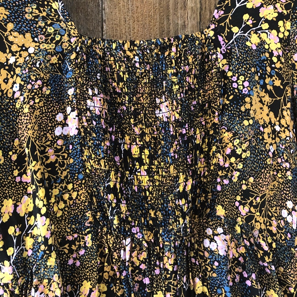Urban Outfitters | Paulina Floral Smocked Romper - Picture 6 of 9